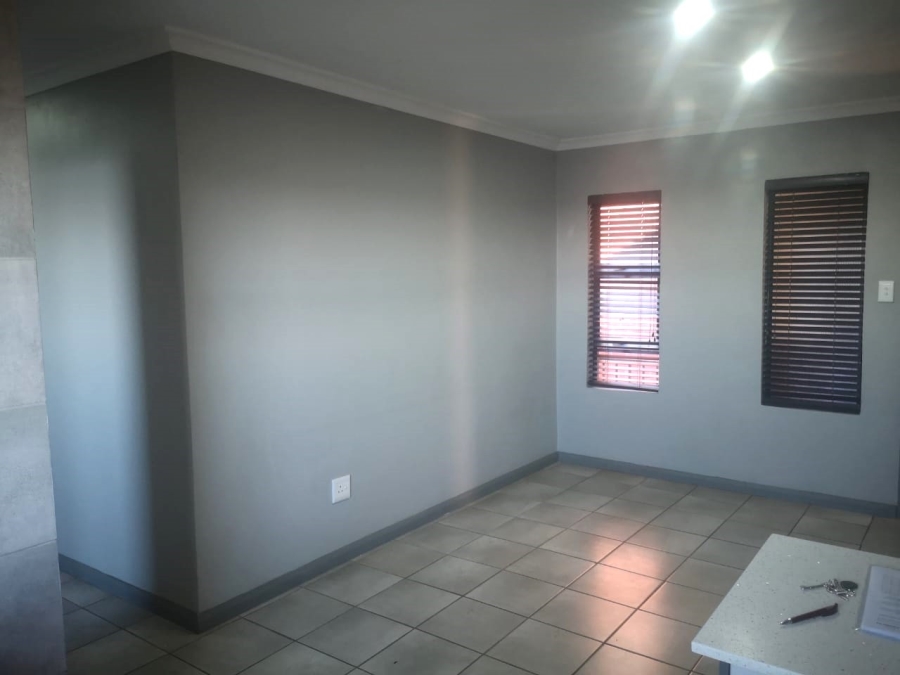 To Let 3 Bedroom Property for Rent in Mindalore Gauteng
