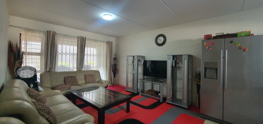 2 Bedroom Property for Sale in Beyers Park Gauteng