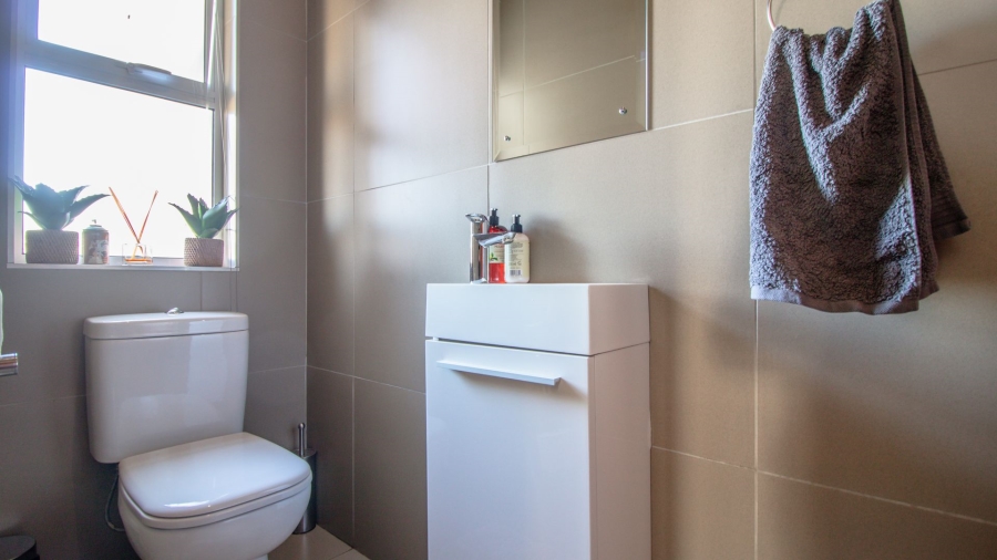 3 Bedroom Property for Sale in Rietvlei Ridge Country Estate Gauteng