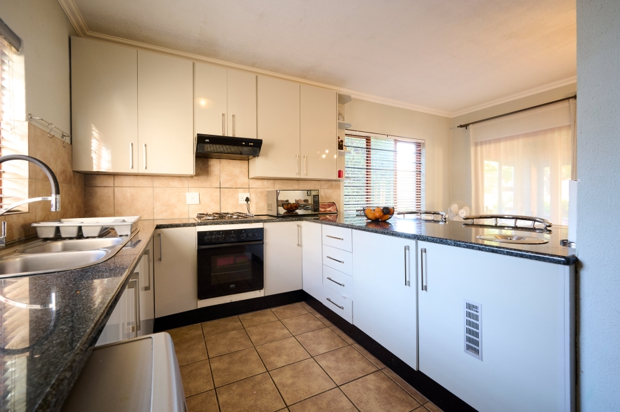 3 Bedroom Property for Sale in Carlswald North Estate Gauteng