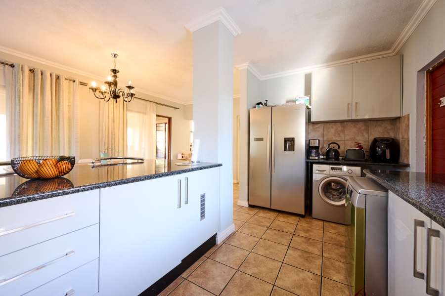 3 Bedroom Property for Sale in Carlswald North Estate Gauteng
