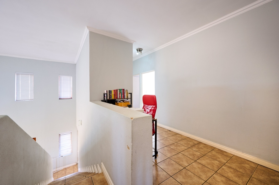 3 Bedroom Property for Sale in Carlswald North Estate Gauteng