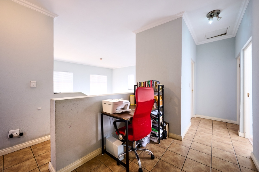 3 Bedroom Property for Sale in Carlswald North Estate Gauteng