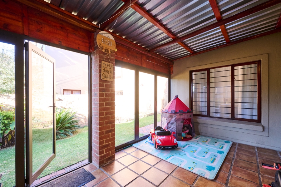 3 Bedroom Property for Sale in Carlswald North Estate Gauteng