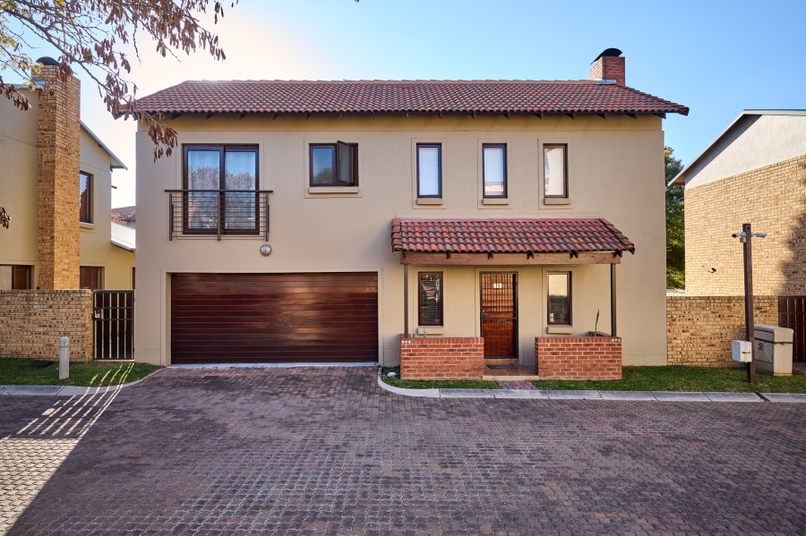 3 Bedroom Property for Sale in Carlswald North Estate Gauteng