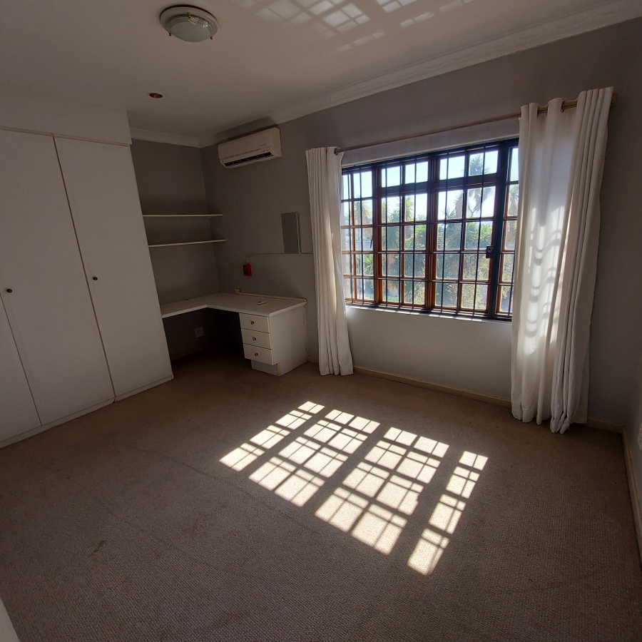 5 Bedroom Property for Sale in Waterkloof Park Gauteng