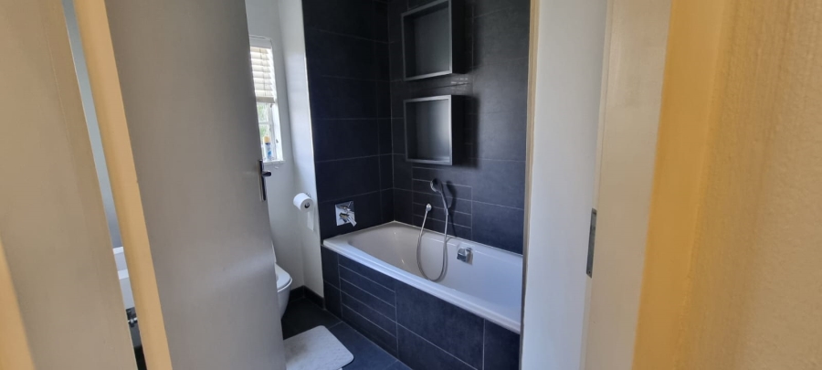 2 Bedroom Property for Sale in Bryanston Gauteng