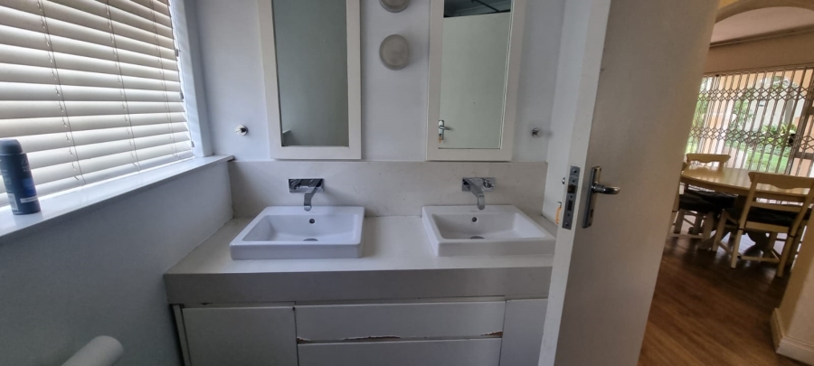 2 Bedroom Property for Sale in Bryanston Gauteng