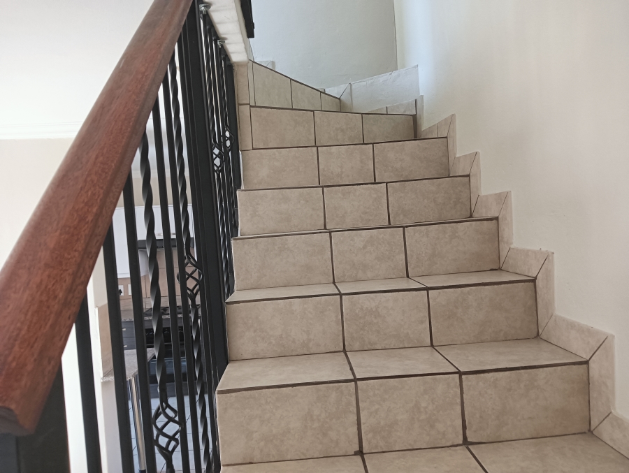 3 Bedroom Property for Sale in Raslouw Gauteng