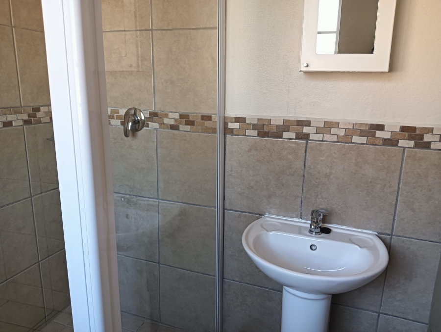 3 Bedroom Property for Sale in Raslouw Gauteng