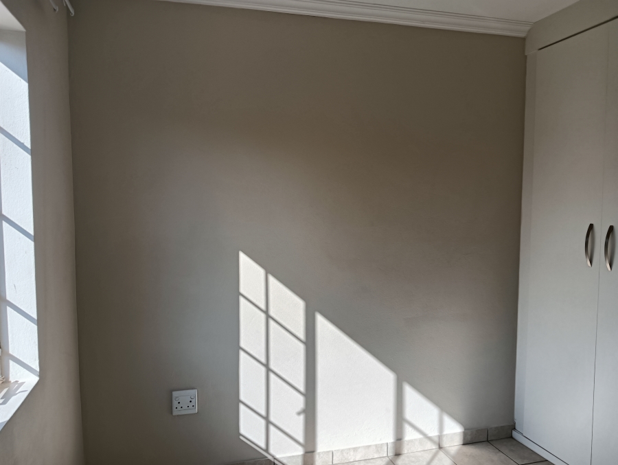 3 Bedroom Property for Sale in Raslouw Gauteng