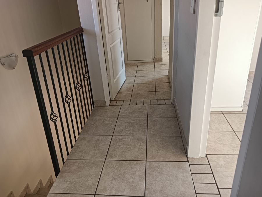 3 Bedroom Property for Sale in Raslouw Gauteng