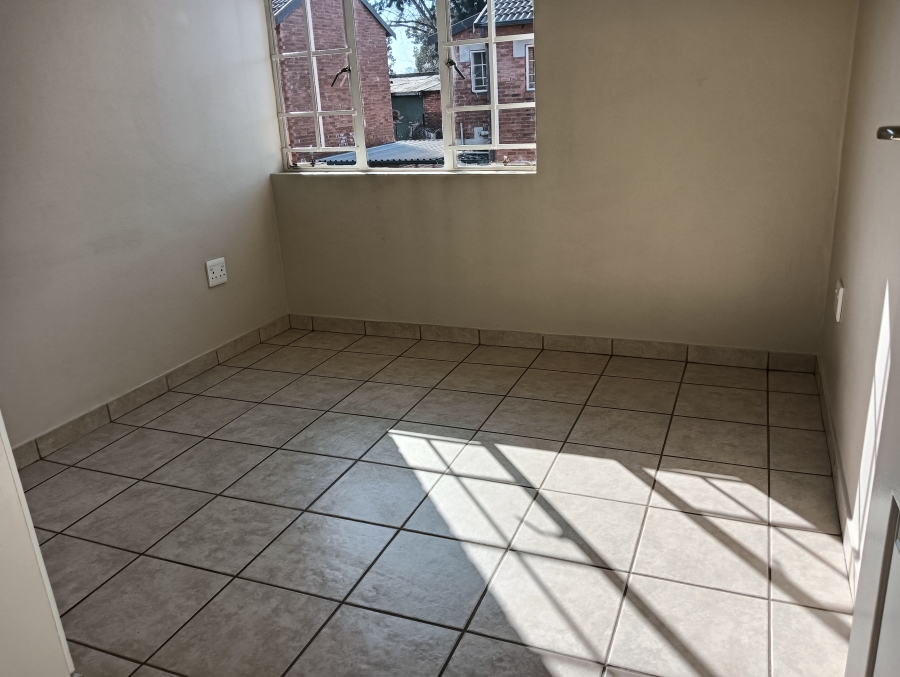 3 Bedroom Property for Sale in Raslouw Gauteng