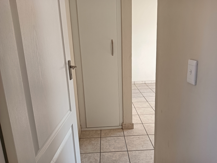 3 Bedroom Property for Sale in Raslouw Gauteng