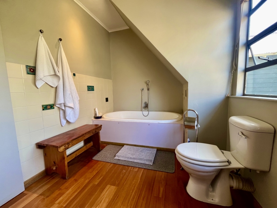 1 Bedroom Property for Sale in Linden Gauteng