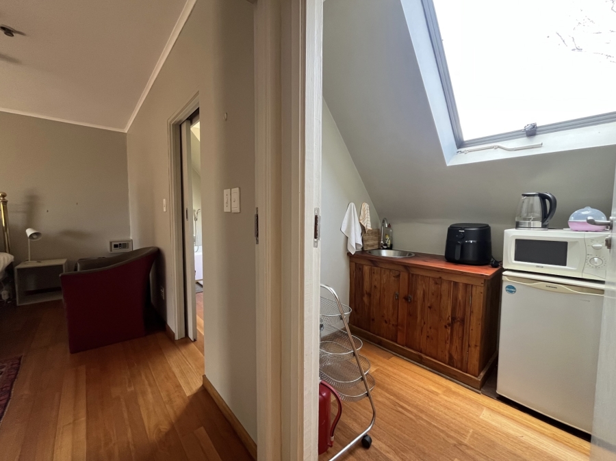 1 Bedroom Property for Sale in Linden Gauteng