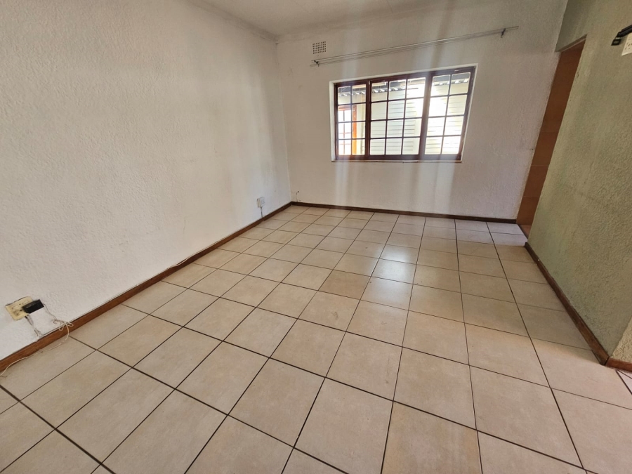 2 Bedroom Property for Sale in Raceview Gauteng