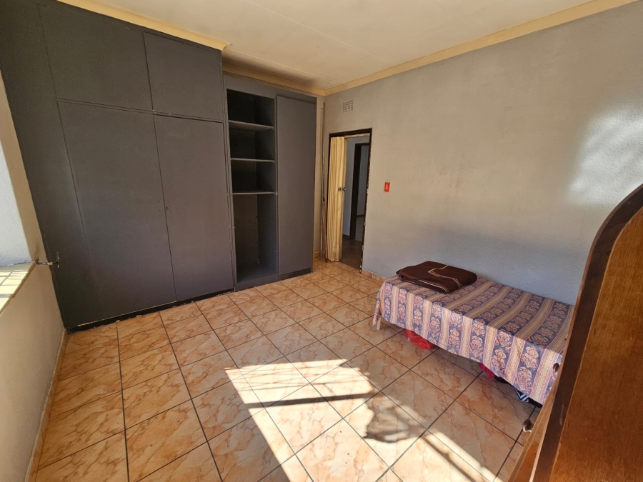 2 Bedroom Property for Sale in Raceview Gauteng