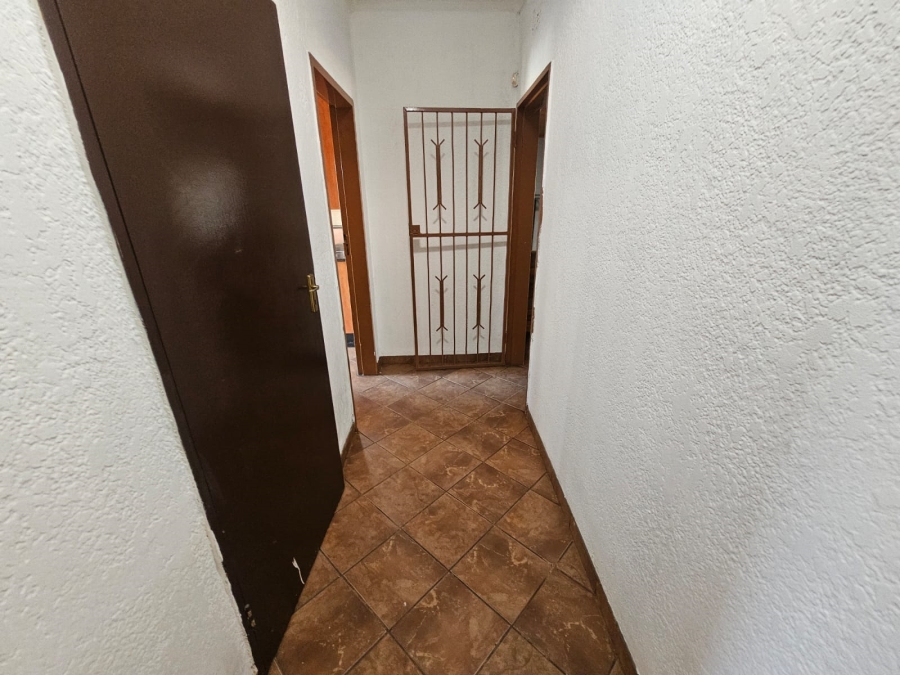 2 Bedroom Property for Sale in Raceview Gauteng