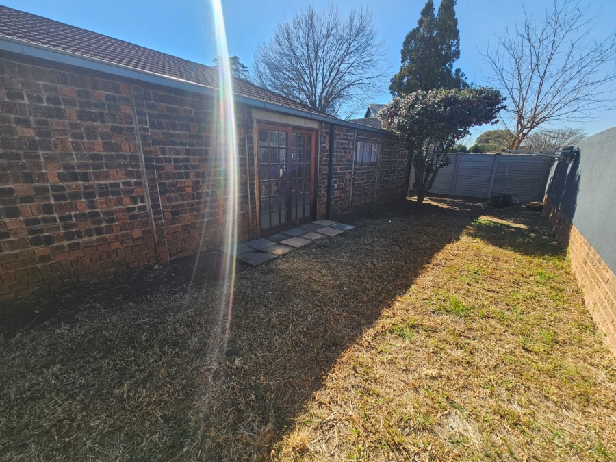 2 Bedroom Property for Sale in Raceview Gauteng