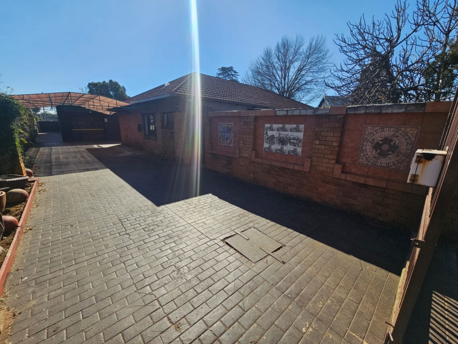 2 Bedroom Property for Sale in Raceview Gauteng