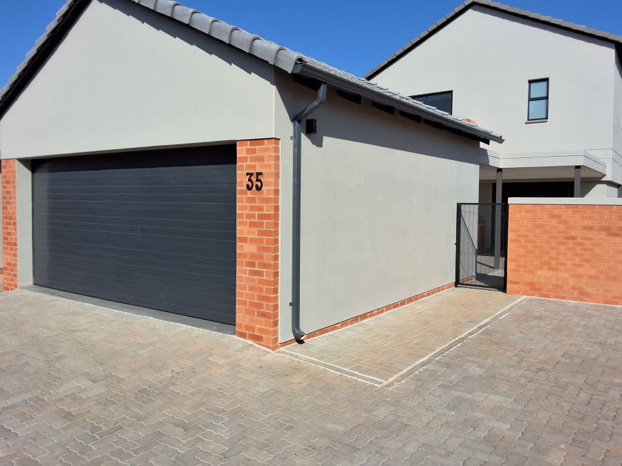 4 Bedroom Property for Sale in Montana Gauteng