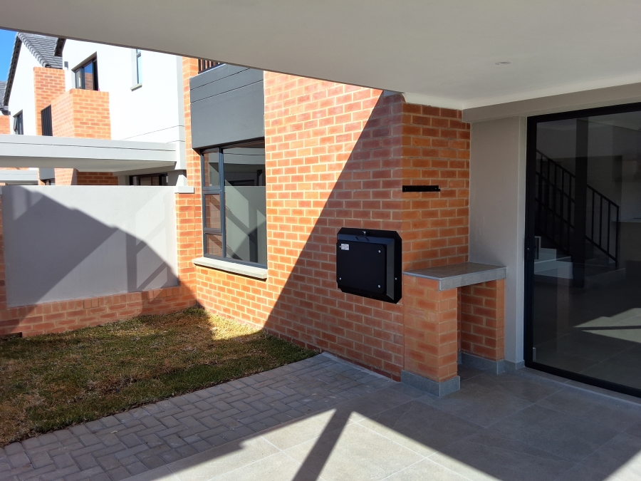4 Bedroom Property for Sale in Montana Gauteng