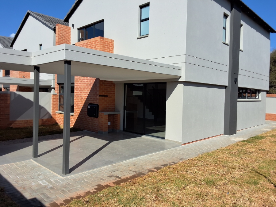 4 Bedroom Property for Sale in Montana Gauteng