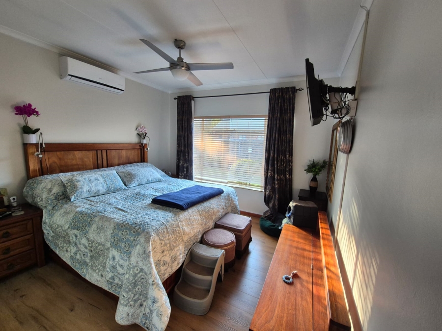 3 Bedroom Property for Sale in Eldoraigne Gauteng