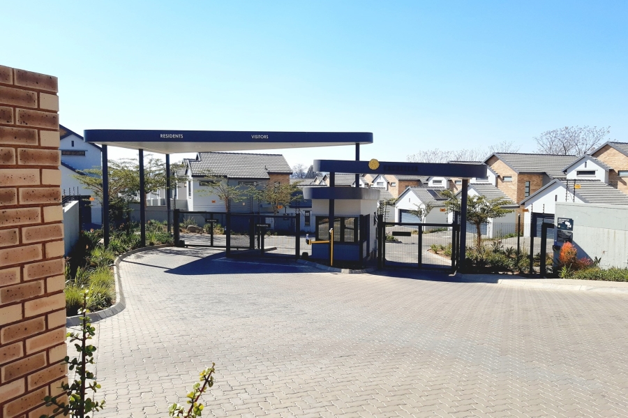 3 Bedroom Property for Sale in Broadacres Gauteng