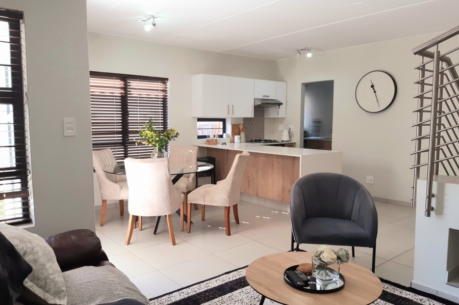 3 Bedroom Property for Sale in Broadacres Gauteng