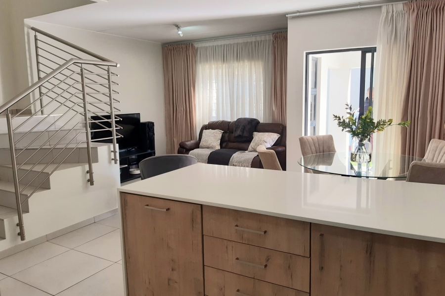 3 Bedroom Property for Sale in Broadacres Gauteng