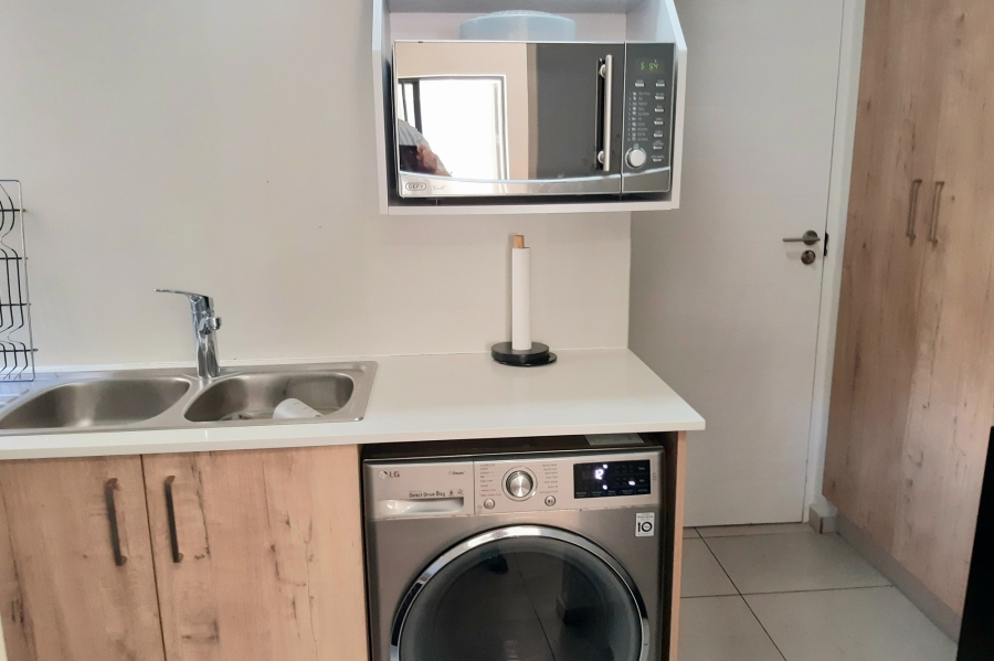 3 Bedroom Property for Sale in Broadacres Gauteng
