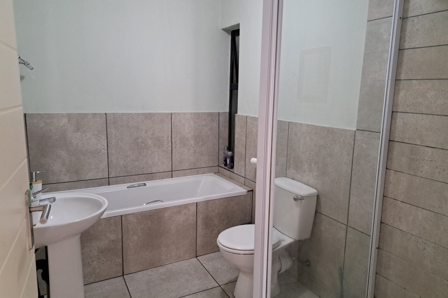 2 Bedroom Property for Sale in Jansenpark Gauteng