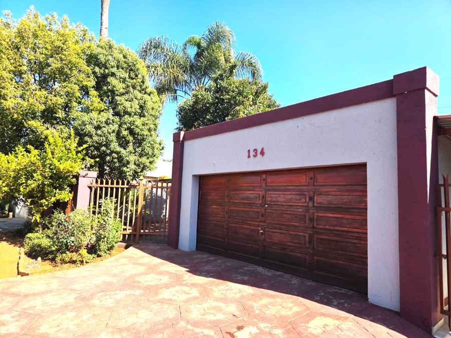 3 Bedroom Property for Sale in The Orchards Gauteng