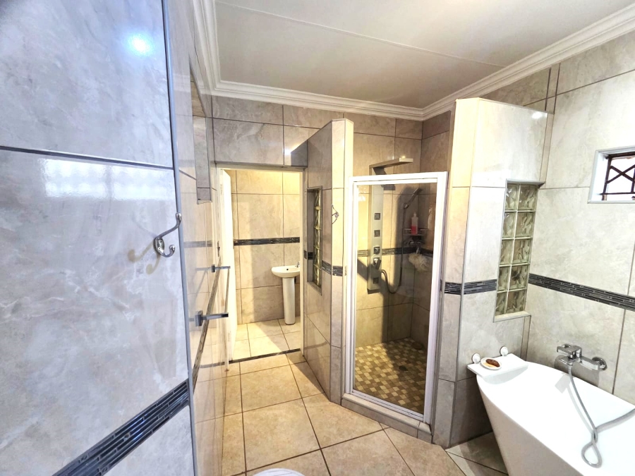 3 Bedroom Property for Sale in The Orchards Gauteng
