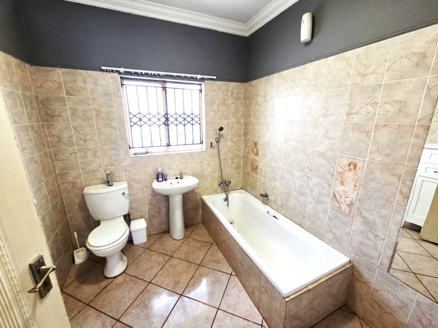 3 Bedroom Property for Sale in The Orchards Gauteng