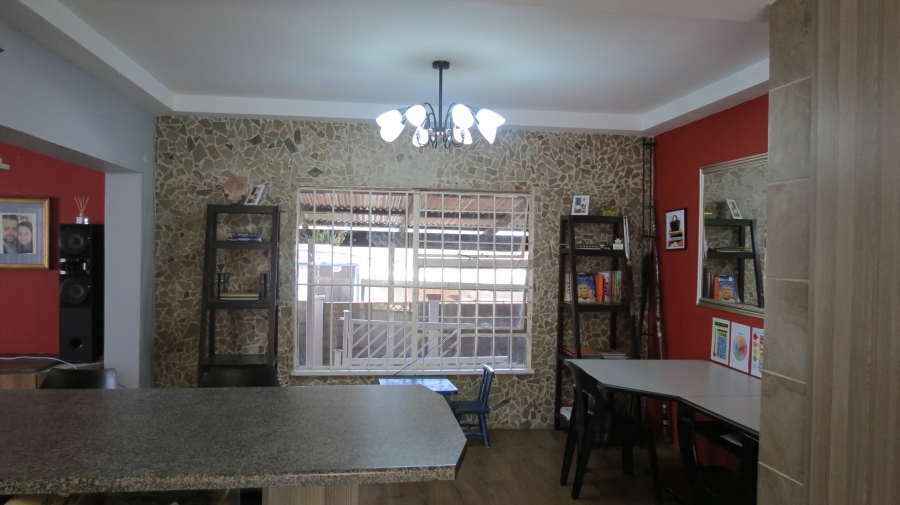 2 Bedroom Property for Sale in Krugersdorp North Gauteng