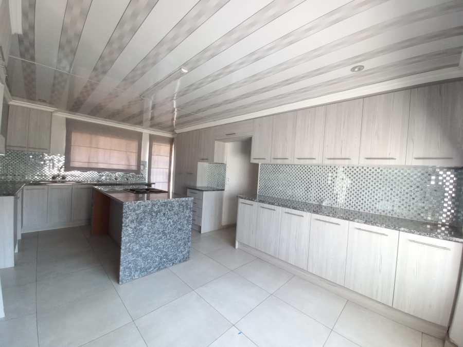 3 Bedroom Property for Sale in Dalpark Gauteng
