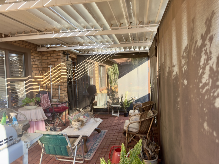 3 Bedroom Property for Sale in Willow Park Manor Gauteng