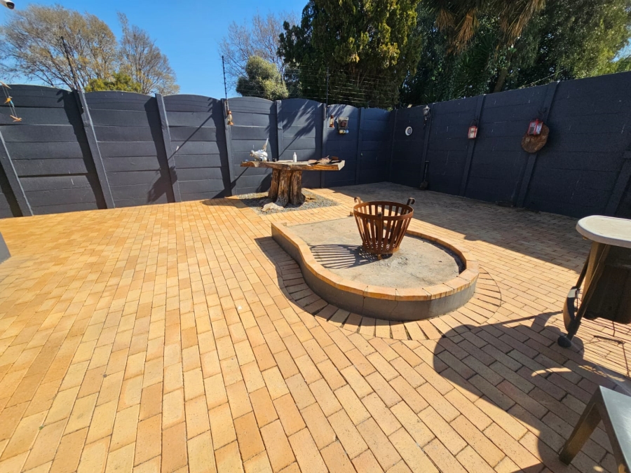 4 Bedroom Property for Sale in Albemarle Gauteng