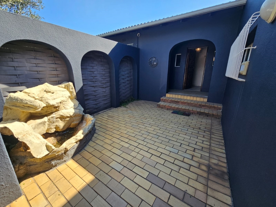 4 Bedroom Property for Sale in Albemarle Gauteng