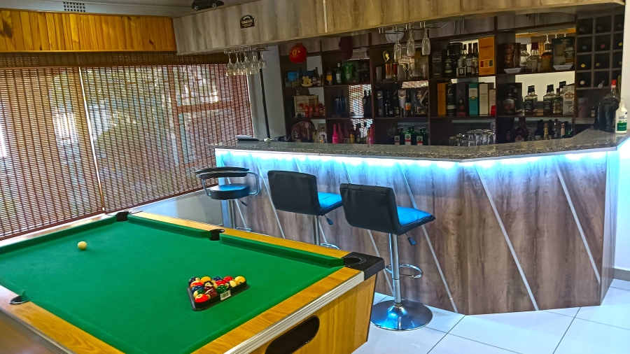 5 Bedroom Property for Sale in Edleen Gauteng