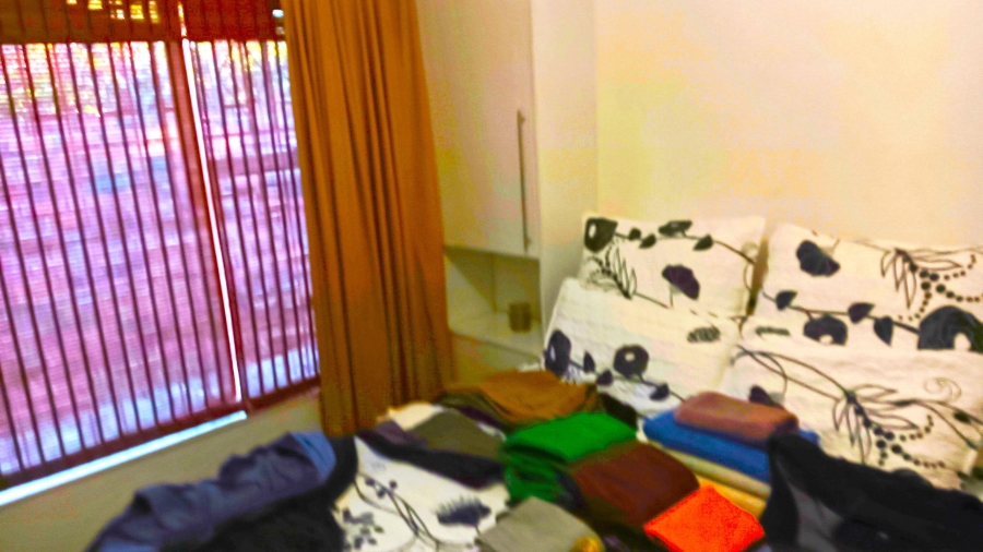 5 Bedroom Property for Sale in Edleen Gauteng