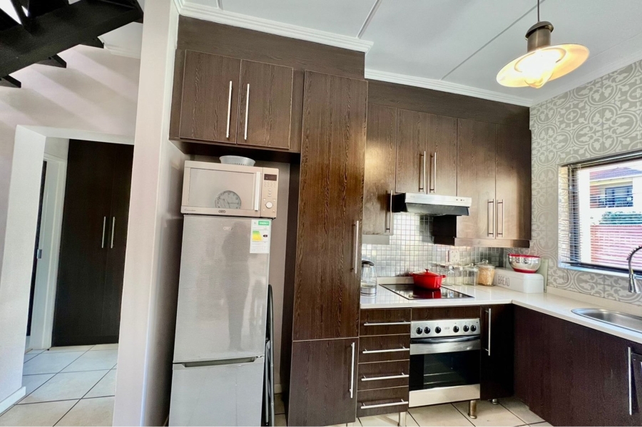 3 Bedroom Property for Sale in Douglasdale Gauteng