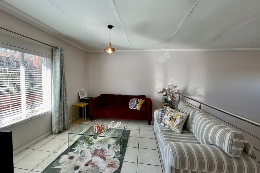3 Bedroom Property for Sale in Douglasdale Gauteng