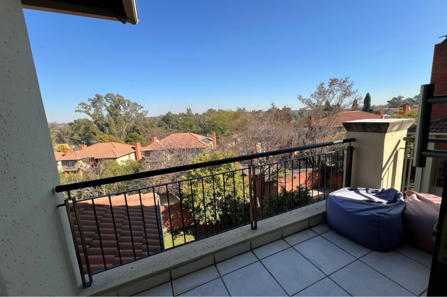 3 Bedroom Property for Sale in Douglasdale Gauteng