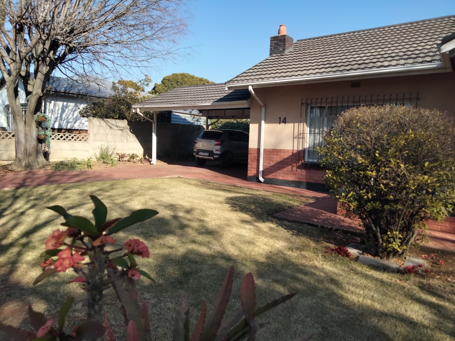 3 Bedroom Property for Sale in Witpoortjie Gauteng