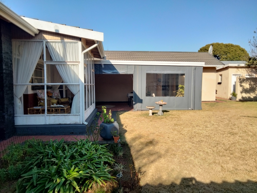 3 Bedroom Property for Sale in Witpoortjie Gauteng