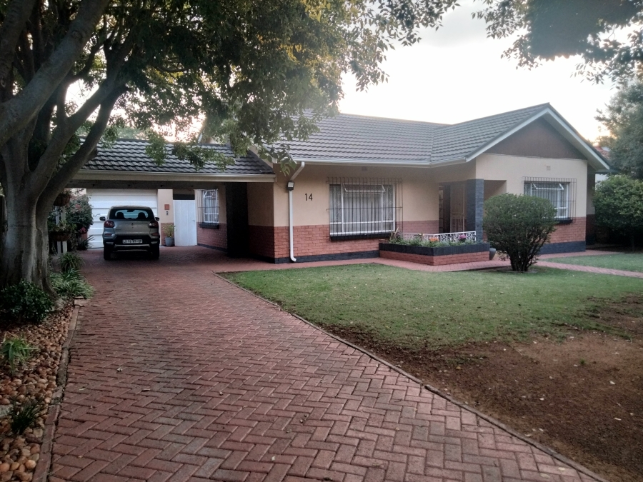 3 Bedroom Property for Sale in Witpoortjie Gauteng